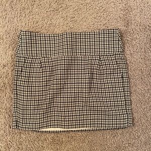 Banana Republic skirt - size 8